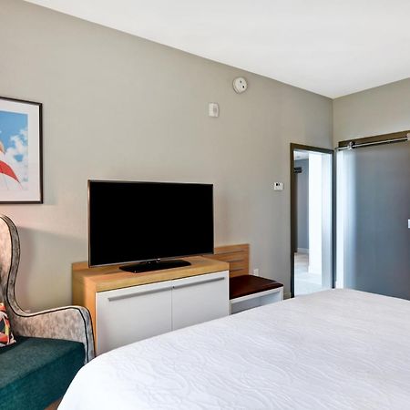 Hilton Garden Inn Билокси Экстерьер фото