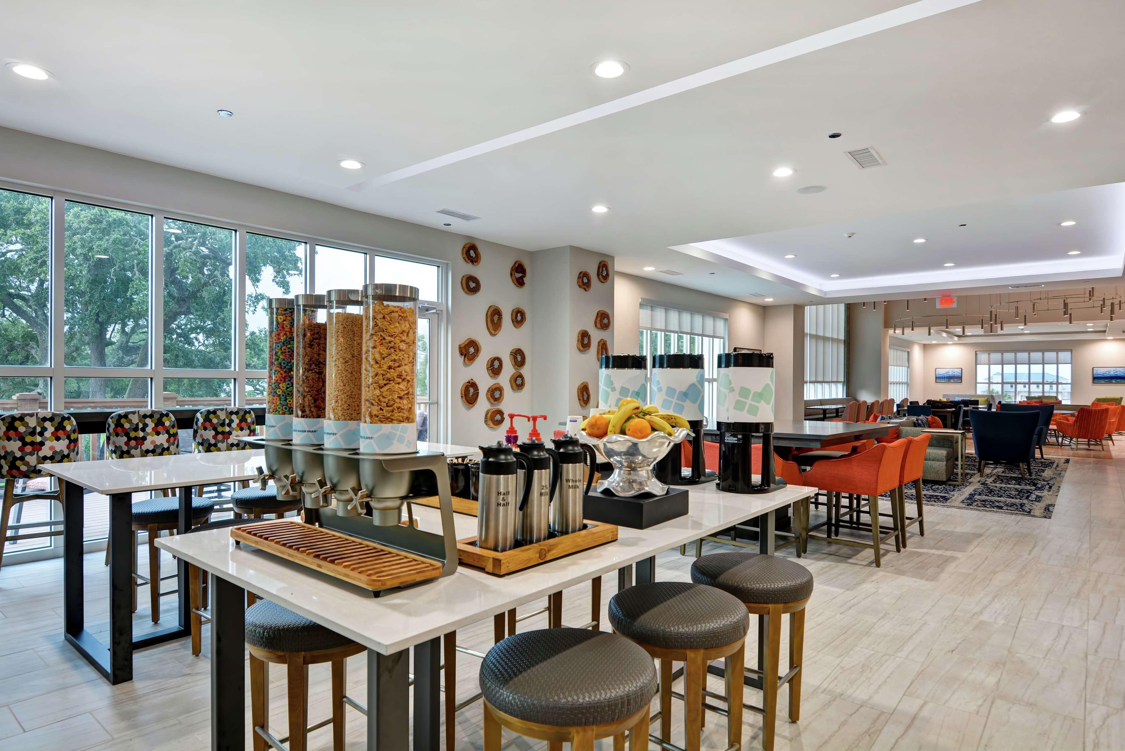 Hilton Garden Inn Билокси Экстерьер фото