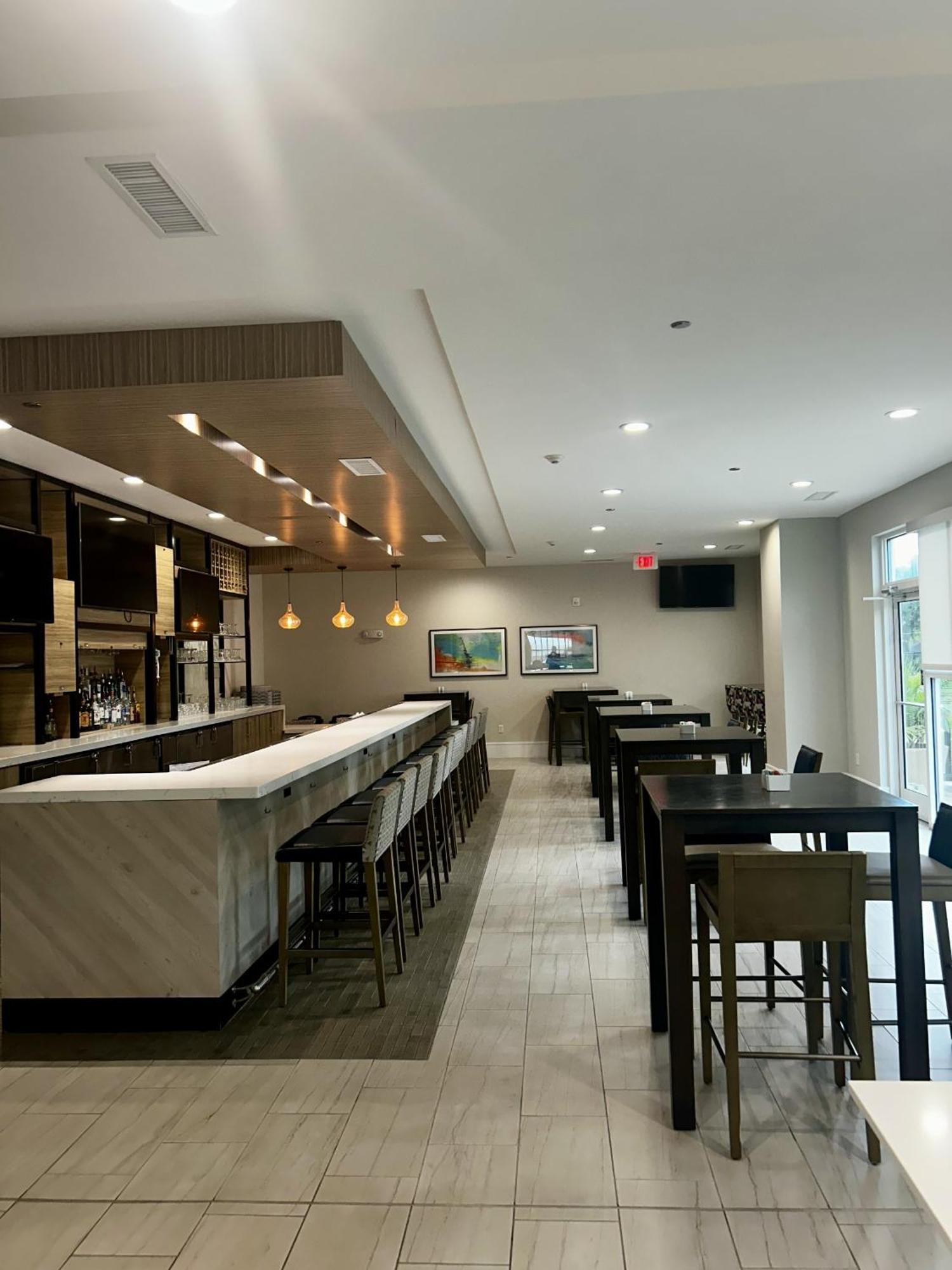 Hilton Garden Inn Билокси Экстерьер фото
